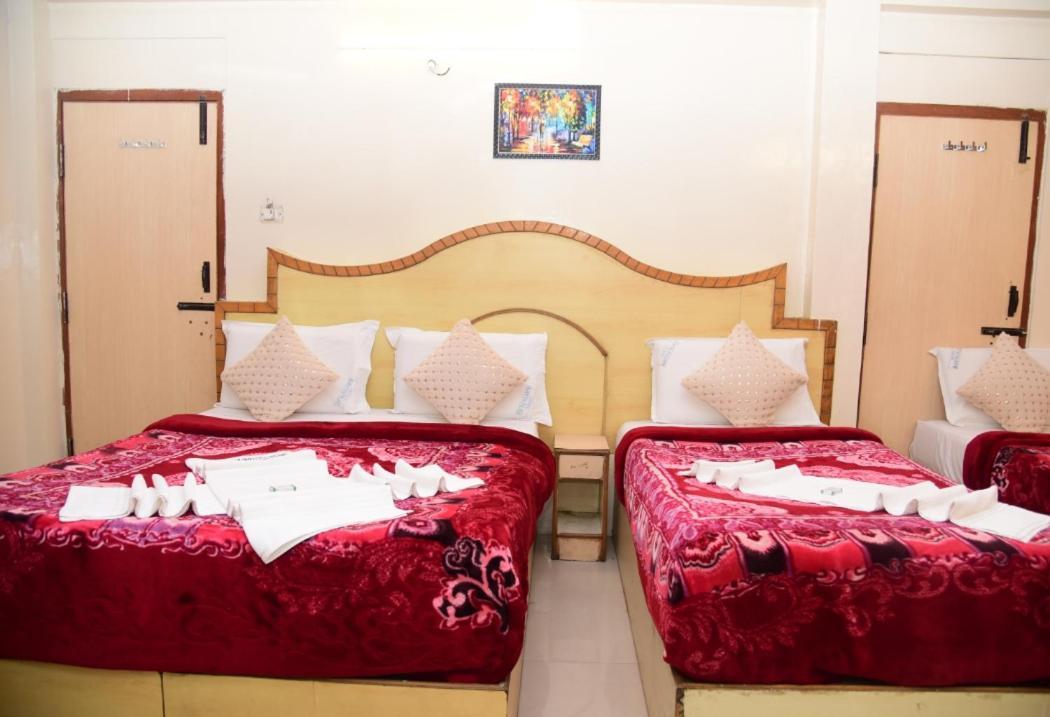 N K F Residency Villa Mysore Ngoại thất bức ảnh