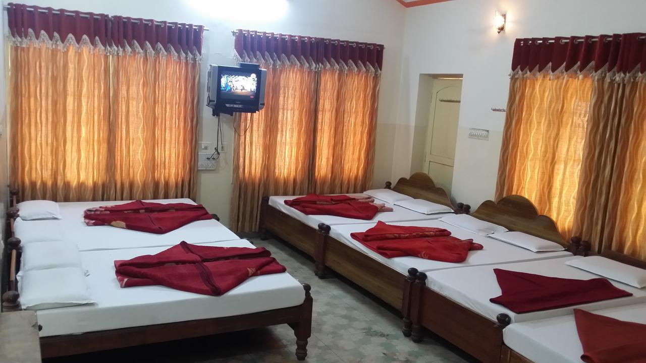 N K F Residency Villa Mysore Ngoại thất bức ảnh